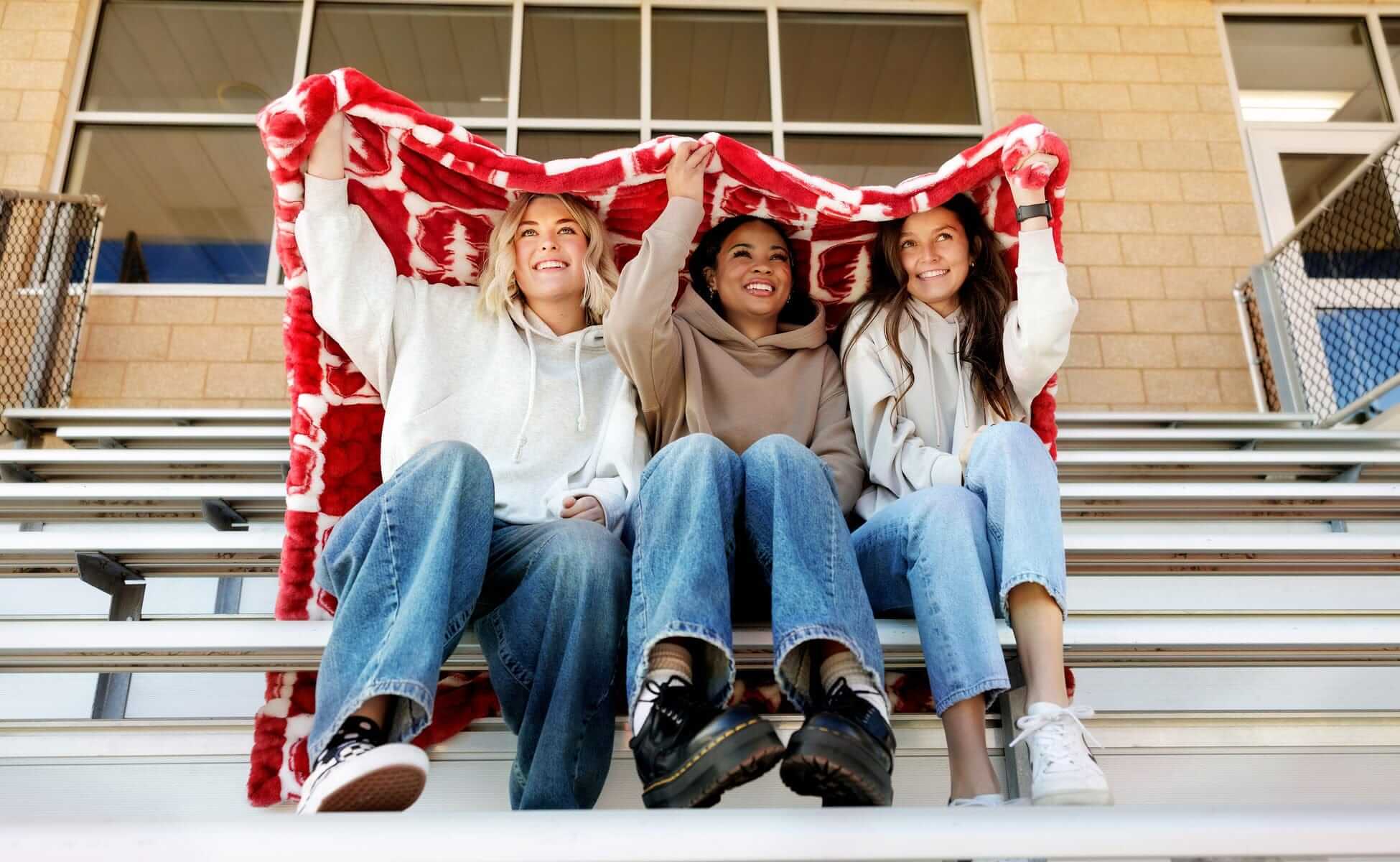 Stanford Cardinals Blanket - Hugs - Image 2